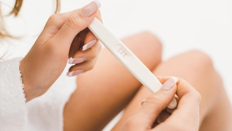 3 أسباب تدفعكِ لاجراء تحليل الحمل ليس من بينها الحمل نفسه!