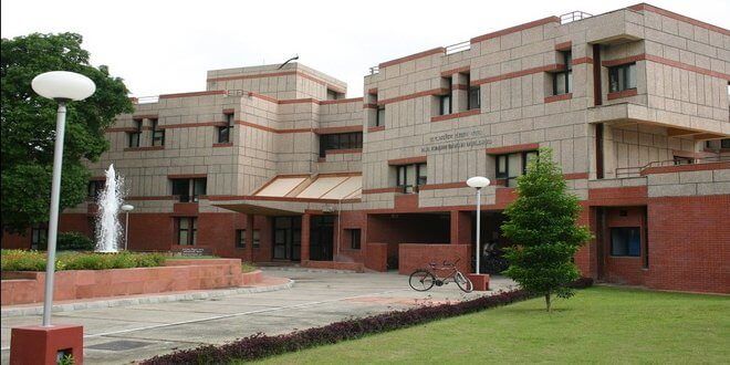 أفضل الجامعات في الهند: Indian Institute of Technology Kanpur (IITK)