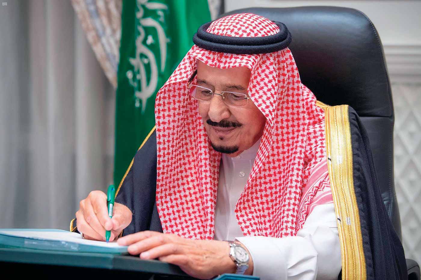 الملك سلمان يفتح باب منح الجنسية السعودية لهذه الكفاءات