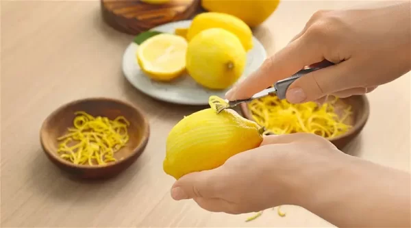 ما هي استخدامات قشر الليمون؟ تعرف عليها