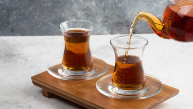 تركيز الشاي ذو اللون الغامق أعلى من تركيز الشاي ذو اللون الفاتح