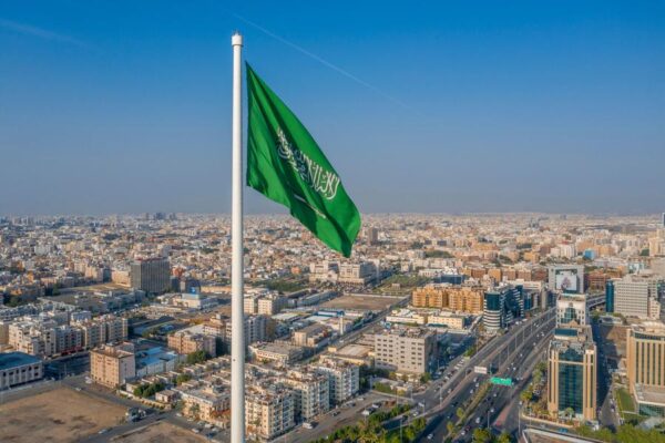 السعودية تحتفل للمرة الأولى بيوم العلم رمزا وطنيا