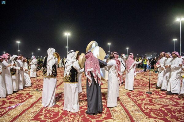 فعاليات العيد تتواصل بالعرضة السعودية في تبوك