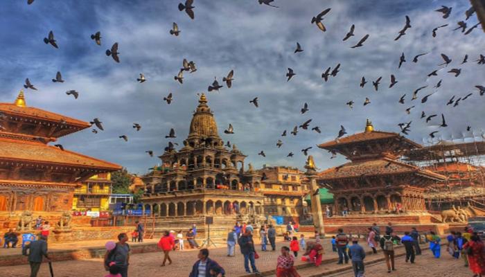 جمال السياحة في نيبال: طبيعة وثقافة رائعة