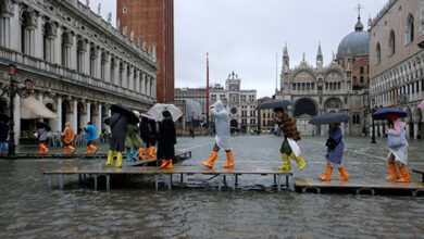 مدن إيطالية تغرق فى المياه