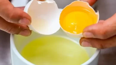 أسهل طريقة لفصل بياض وصفار البيض
