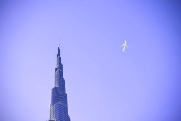 مطار دبي الدولي يحتل المرتبة الأولى إقليميا والثانية عالميا
