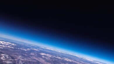 فيرجن جالاكتيك تباشر أولى رحلاتها السياحية إلى الفضاء