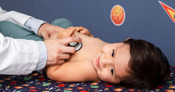 اخطر امراض القلب عند الاطفال وأبرز عوارضها