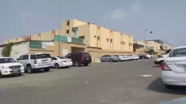 مصرع طالب سقط من سطح مدرسته في مكة