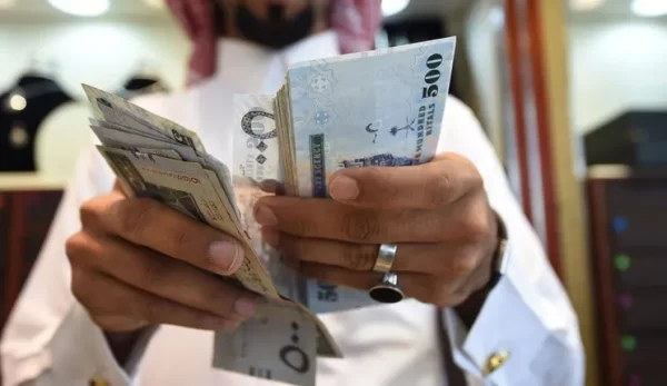 رسميًا.. مواعيد صرف الرواتب لشهر رمضان وعيد الفطر في السعودية